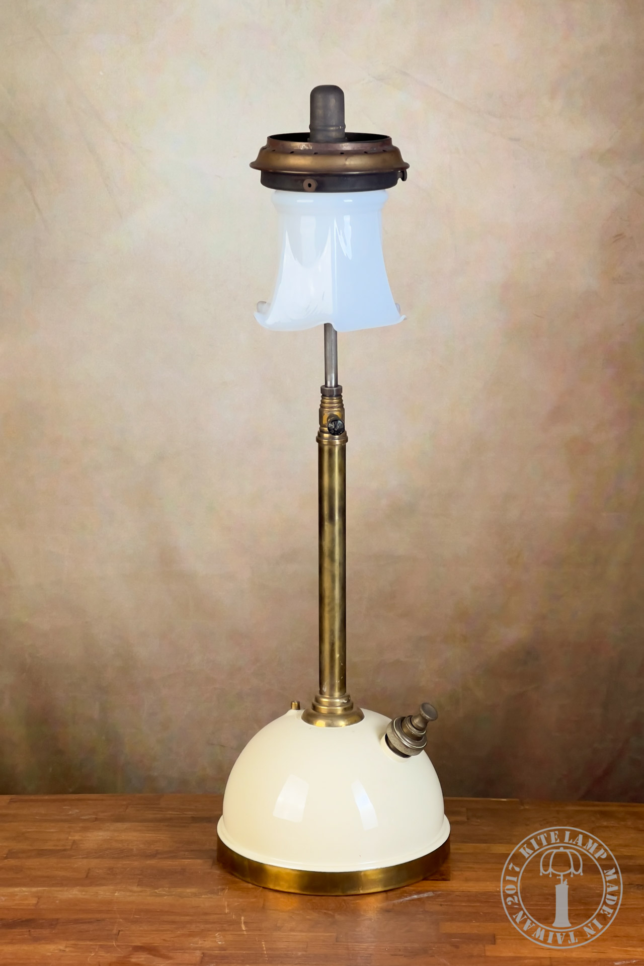 Opal Heat-Resistant GlassHexagonal Scalloped "Dancing Dress" Glass - Image 3